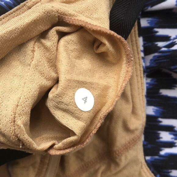 Lululemon Get Focused Tank Size 4 - Picture 6 of 7